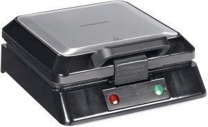 GOURMETmaxx Gaufrier pour 4 gaufres belges | Gaufrier automatique avec degré de brunissage réglable, revêtement anti-adhésif et lampe témoin | Préparer facilement des gaufres belges parfumées [noir]